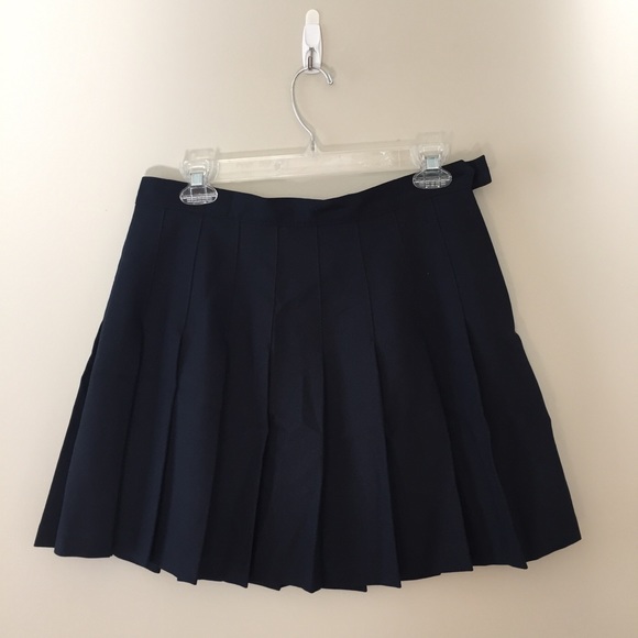 Ann Taylor LOFT Dresses & Skirts - NWT VINTAGE ANN TAYLOR LOFT PLEATED SKIRT